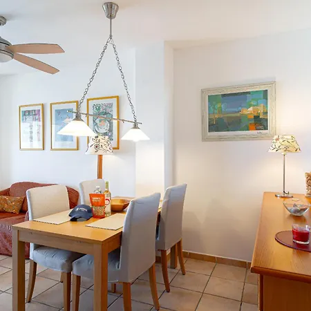 Carabeo Getaway 2000 By Casasol Apartment *