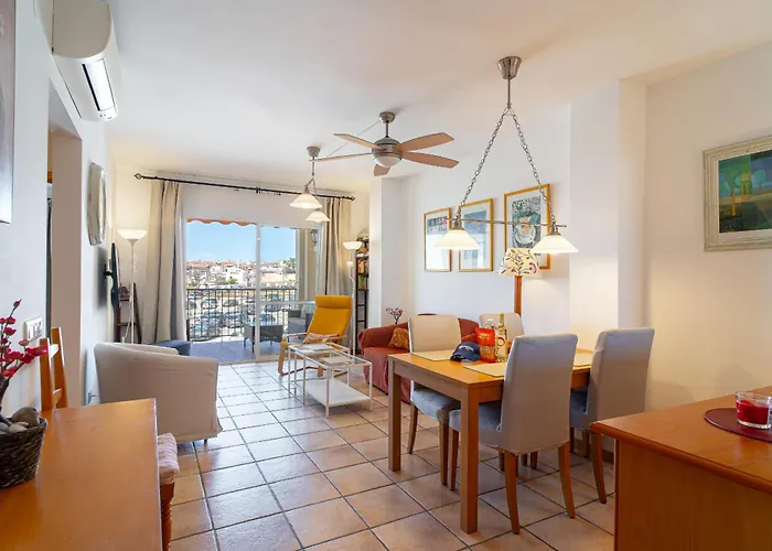 Carabeo Getaway 2000 By Casasol Apartment *